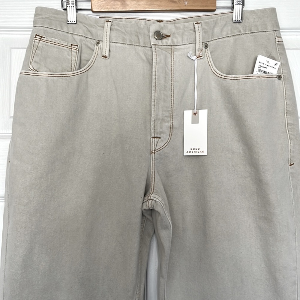 Good American High Rise Straight Leg Bone Jeans NEW - Picture 3 of 7